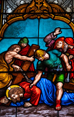 Obraz premium Stained glass (19th century) of The Way of the Cross. Third station: Jesus falls for the first time.