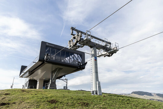 Seiser Alm, South Tyrol: Doppelmayr Lift in the Dolomites