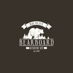 Bear logo template in outdoor vintage style. Bear logo