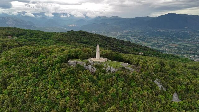 Monte Cassino, Wzg&oacute;rze 593, pomnik, G&oacute;ra Ofiarna, 3 Dywizja, Strzelc&oacute;w Karpackich