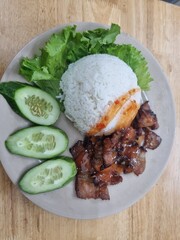 grilled pork with vegetables