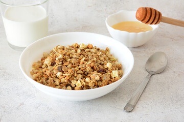 sugarfree Granola Breakfast Bowl with Milk and Honey