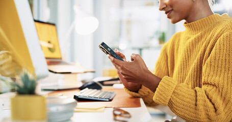 Plakat Woman, phone and texting for creative, research or newsletter feedback at office desk. Person, writer or editor with message for copywriting website, social media or email for online news business