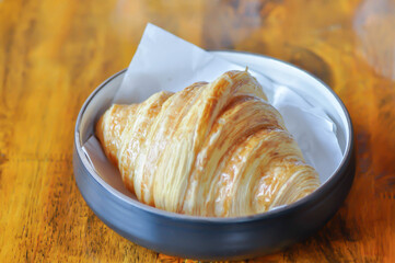 croissant , French croissant or French bread