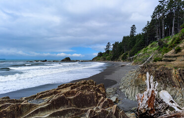 Olympic NP,  The coast of the Pacific Ocean, large cliffs and islands near the shore, Washington,...