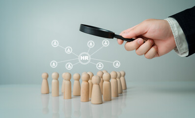 Human Resources Search for Talent Using Magnifying Glass Concept