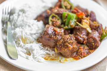 Riz et rougail saucisses 