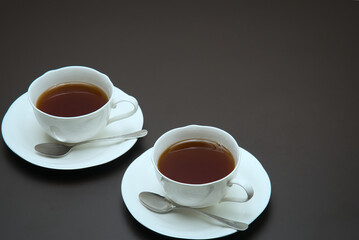 おいしいコーヒー味の焼菓子とホットコーヒーで、贅沢なアフタヌーンティー