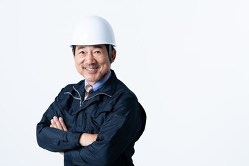 ミドルの作業員の男性