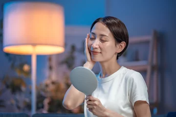 Fotobehang 美容　女性　夜 © naka