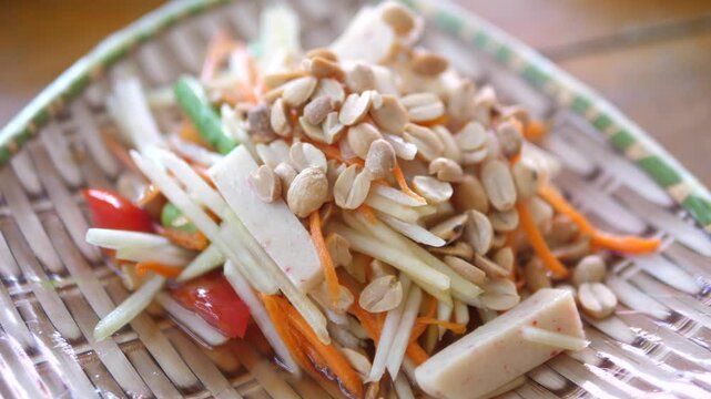Thai Papaya Salad with Vietnamese Sausage &ndash; Som Tum Thai with Moo Yor and Crunchy Peanuts