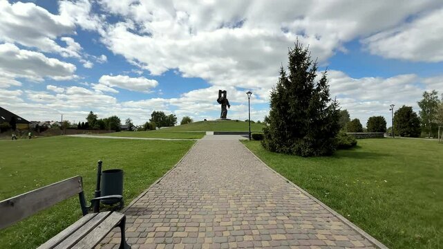 Taras Shevchenko Park and his monument.