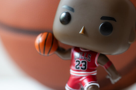 Funko Pop!  NBA:  Bulls Michael Jordan Vinyl Figure