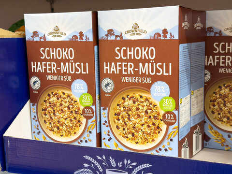 Crownfield chocolate oat muesli packaging display with nutritional information