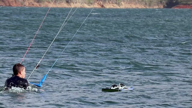 kite surfing in lake calima colombia