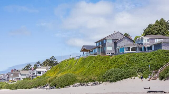 Cannon Beach, Oregon &ndash; Picturesque Coastal Resort Town Known for Haystack Rock, Scenic Views, and Sandy Pacific Shoreline