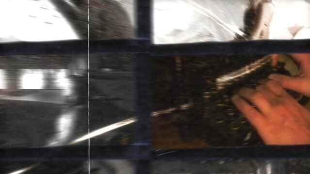 Dirty Frame Transition 06