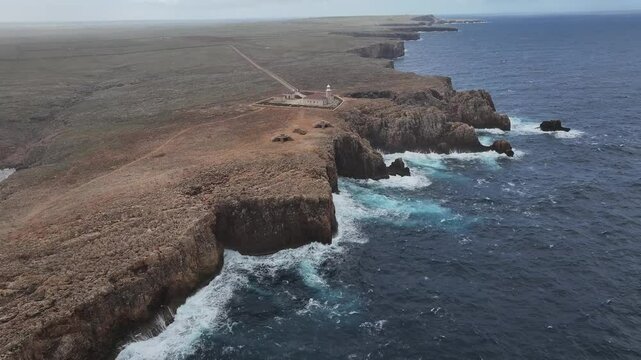 Faro de Punta Nati en la Isla de Menorca, Baleares