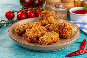 Golden crispy fried chicken wings