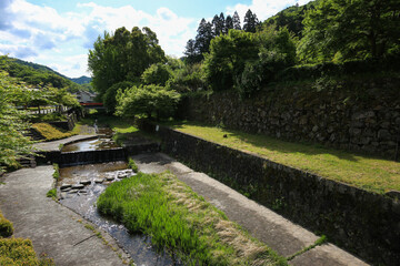 兵庫県勝岡市　谷山川の風景