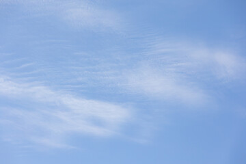 Niebieskie niebo, tapeta, nakładka, tło do projektu lub baner internetowy