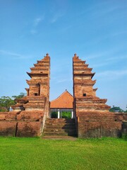It is the icon of dwarakerta park that is shaped like a temple