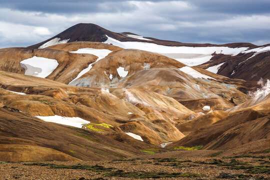 Iceland geothermal hot spring field Kerlingafjoll, Iceland