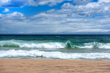 The huge power wave background ocean,