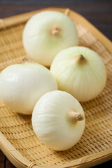 新玉ねぎ（新鮮な春野菜）