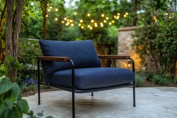 Obraz premium Stylish outdoor armchair in a garden setting.