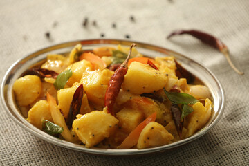 Sri Lankan Spicy Dry Potato Curry, Devilled Potatoes – hot & spicy, Traditional Dish