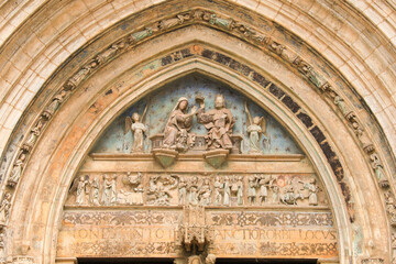 Obraz premium Architectural details of The Apostles door of Santa Maria La Mayor church in Morella town, Castellon