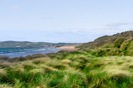 Weite D&uuml;nenlandschaft am Banna Strand