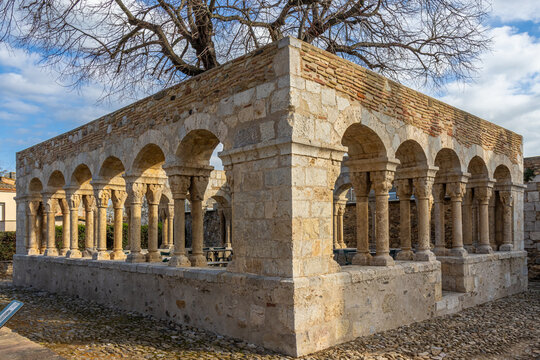 The Romanesque cloister of Sant Dom&egrave;nec in Peralada, a medieval town that combines history, culture, and nature. Peralada, Spain