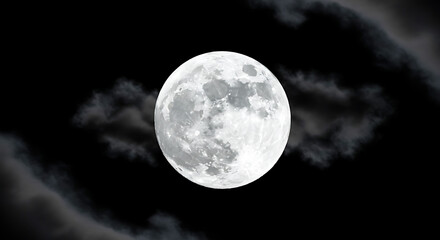 Obraz premium Detailed Lunar Surface Illuminated in Cloudy Night Sky