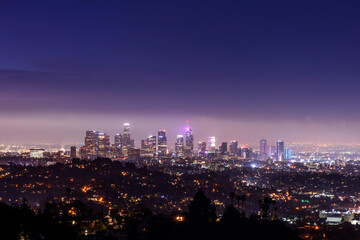 Obraz premium Downtown Los Angeles at foggy night 