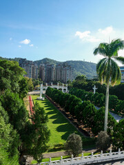 The National Palace Museum is the largest museum in Taiwan and one of the eight scenic spots in Taiwan. It is also a research institution for ancient Chinese art history and Sinology.