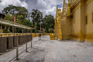 Golden tempel @ Berastagi, Indonesia