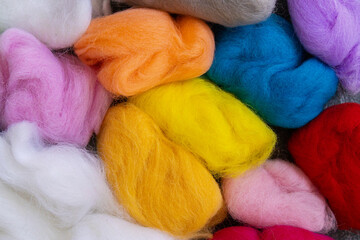 Colorful wool for felting, soft texture and vibrant tones. Perfect for handmade toys, crafts, needle felting, DIY projects, and creative fiber art.