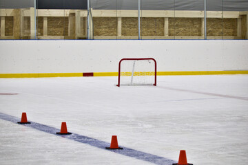 Naklejka premium Ice hockey training course