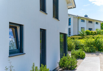Einfamilienhaus in Wohnsiedlung