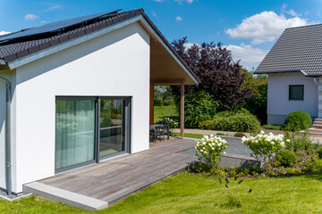 Einfamilienhaus mit Garten