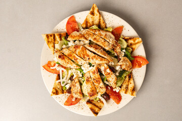 Greek salad with grilled chicken