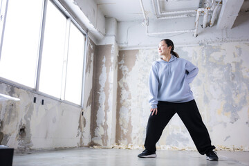 Image of dancers posing for a dance Hip hop and other full-body wide angles