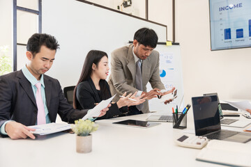 Business group meeting about graph documents