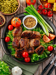 shashlik with tomatoes, herbs and mustard