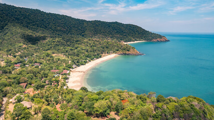 Obraz premium Beach travel background in tropical Thailand