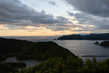 展望台から眺める夕焼けの絶景　三重県鵜倉園地	
