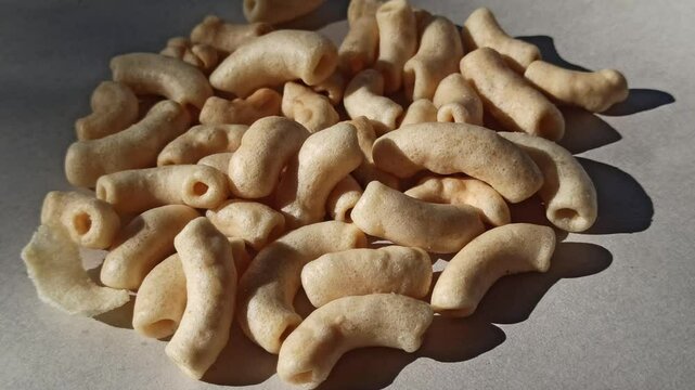 macaroni cracker