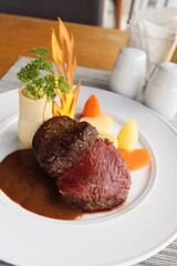 GRILLED TENDERLOIN WITH BLACK PEPPER SAUCE